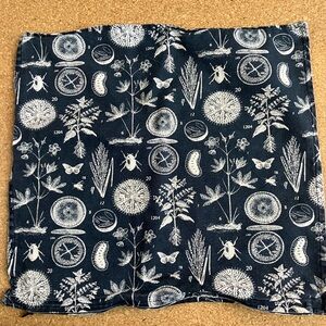 IKEA Blavigne Pillow Cover Insect Botanicals (Navy Blue 20x20 Inches)